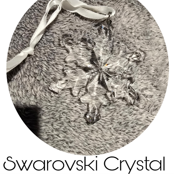 Swarovski Austrian Crystal Holiday Christmas Snowflake 2012 Ornament 2.8"W x 3"H - Picture 3 of 8